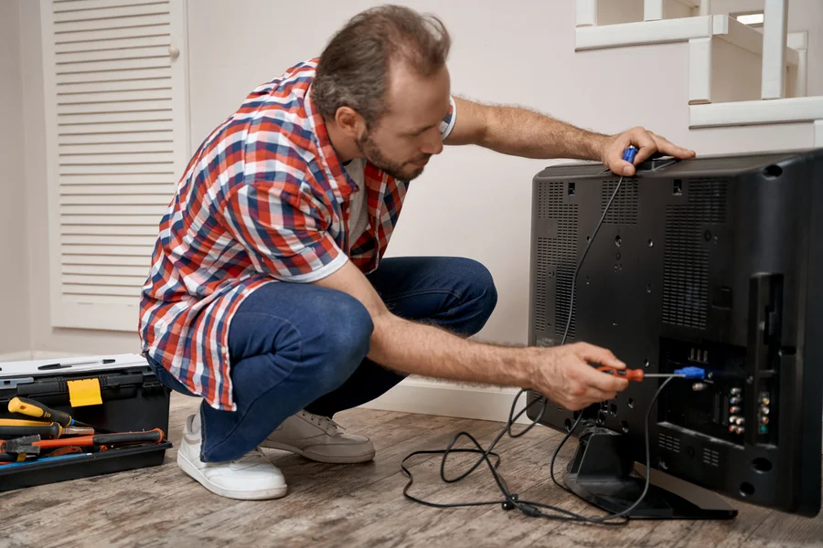 Signs Your Television Needs Immediate Repair Tustin, CA Signs Your Television Needs Immediate Repair Tustin, CA